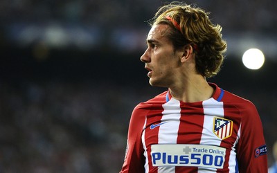 电竞牛精华-久保建英这传球手术刀般精准